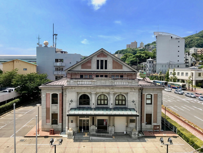 市民文化ホールの外観