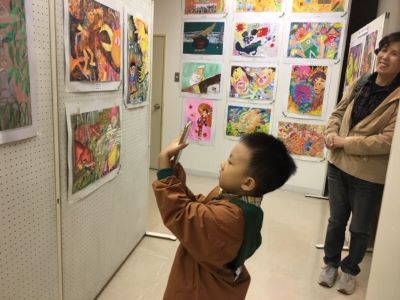 瀋陽佐世保絵画展佐世保会場02