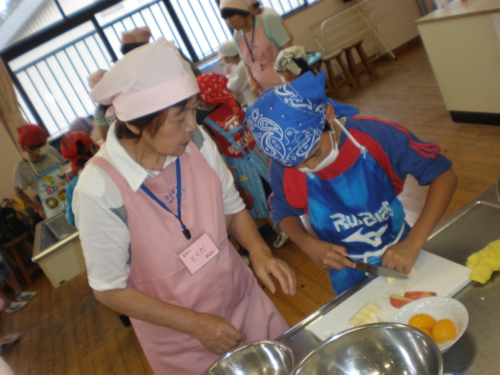 食改小学校での活動