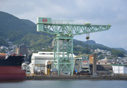 佐世保重工業(株)250トンクレーン