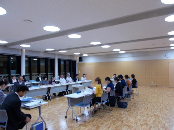 第14回子ども・子育て会議(会議風景)