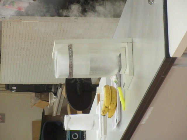 液体窒素をつかった「超低温の世界」