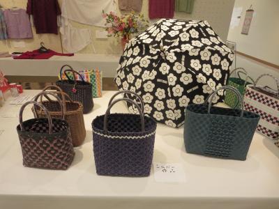 シルバー作品展写真1