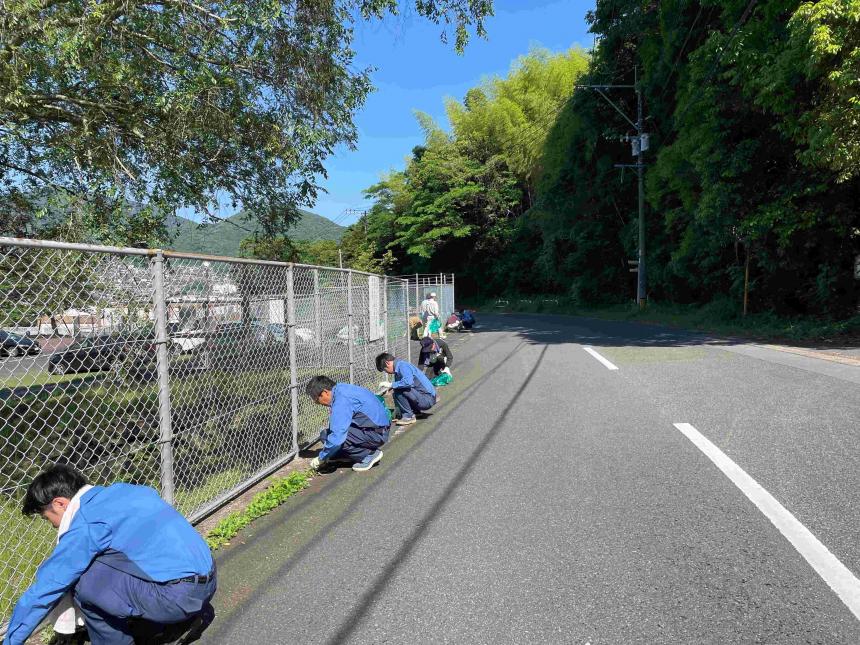 山の田水源地ボランティア清掃102