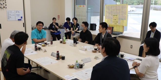 話し合いの様子