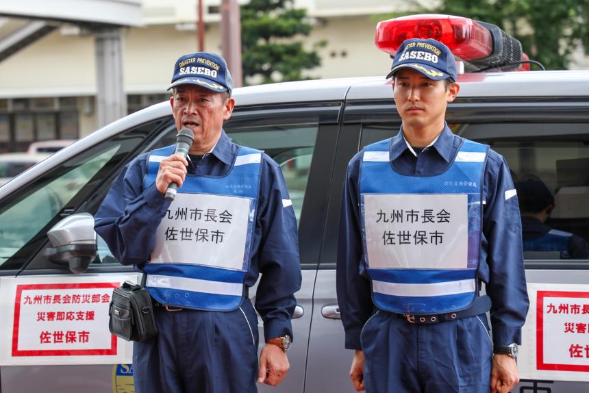 派遣職員二人
