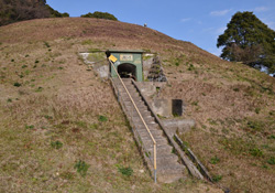 赤崎貯油所旧地下重油槽