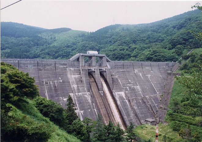 川谷ダムの写真