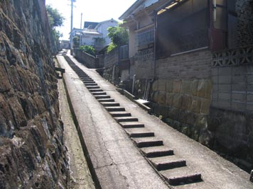 峰坂の平戸往還の写真