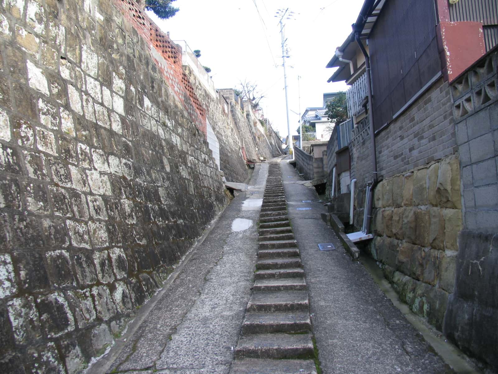 峰坂町の平戸往還の写真